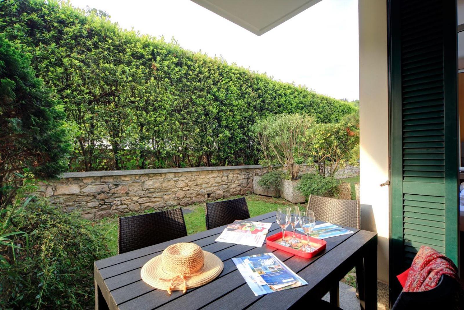 ורבאניה Residence Isolino מראה חיצוני תמונה
